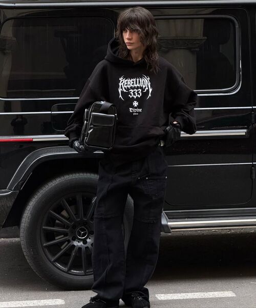 PHOS333(フォースサンサンサン)の「Double Pocket Incision Jeans/Black(デニムパンツ・レディース・その他・MEDIUM/LARGE)」の4枚目の写真