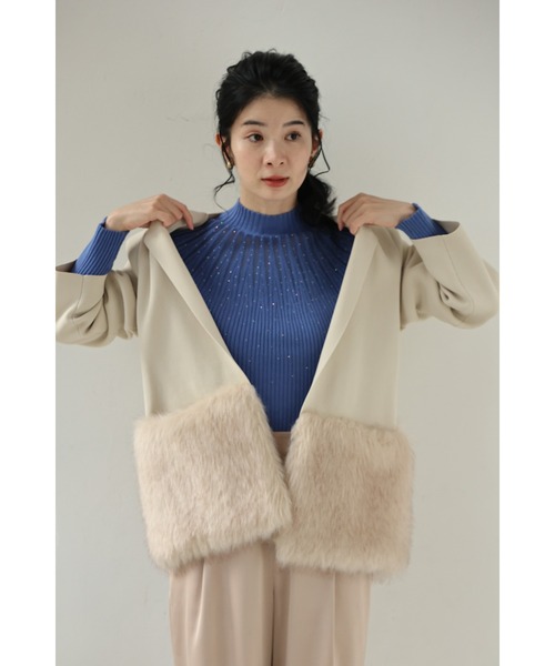 cawaii(カワイイ)の「降り注ぐオーロラビジューの流線ラインリブカットソートップス(Tシャツ/カットソー・レディース・グレー/ブルー/アイボリー/ブラック・FREE)」の9枚目の写真