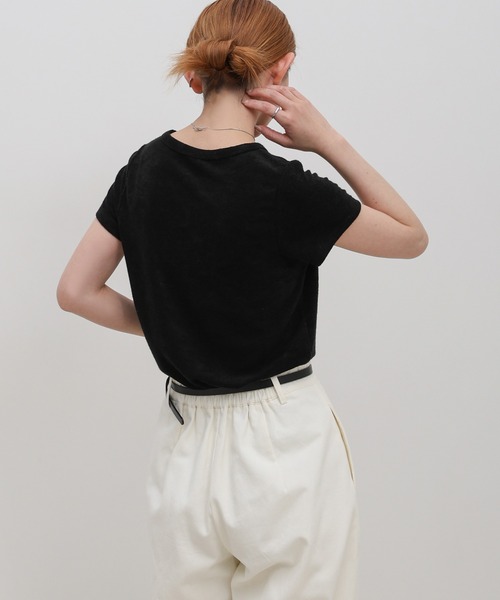 select MOCA（セレクトモカ）の「ベーシックパイルTシャツ（Tシャツ/カットソー・レディース・ブラウン/オフホワイト/チャコールグレー/グレイッシュブルー/グレイッシュベージュ/ブラック・MEDIUM/SMALL）」の10枚目の写真