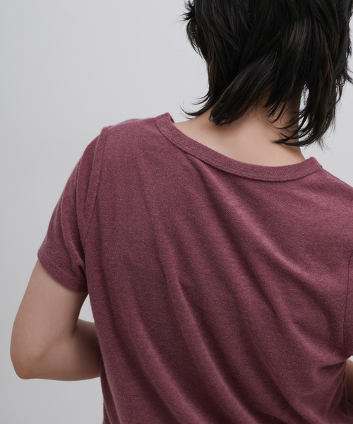 select MOCA(セレクトモカ)の「【選べる8カラー/2サイズ展開】ベーシックパイルTシャツ(Tシャツ/カットソー・レディース・ブラウン/オフホワイト/チャコールグレー/グレイッシュブルー/グレイッシュベージュ/ブラック/パープル/グレー・MEDIUM/SMALL)」の14枚目の写真
