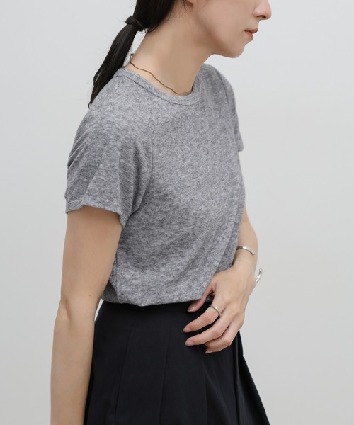 select MOCA(セレクトモカ)の「【選べる8カラー/2サイズ展開】ベーシックパイルTシャツ(Tシャツ/カットソー・レディース・ブラウン/オフホワイト/チャコールグレー/グレイッシュブルー/グレイッシュベージュ/ブラック/パープル/グレー・MEDIUM/SMALL)」の17枚目の写真