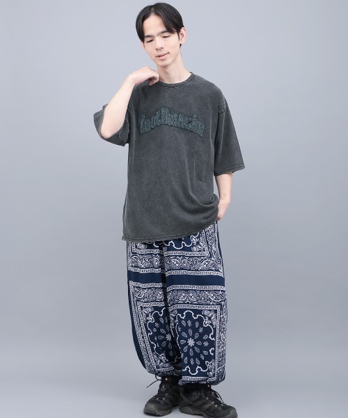 チチカカ（チチカカ）の「ロゴパッチスノーウォッシュビッグTシャツ（Tシャツ/カットソー・メンズ・チャコールグレー/ブラック・FREE）」の3枚目の写真