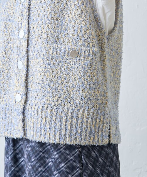 CIAOPANIC TYPY(チャオパニックティピー)の「銀ボタンツイードニットベスト(ベスト・レディース・ブラック/サックスブルー/アイボリー・ONE SIZE)」の19枚目の写真