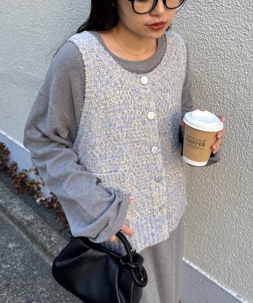 CIAOPANIC TYPY(チャオパニックティピー)の「銀ボタンツイードニットベスト(ベスト・レディース・ブラック/サックスブルー/アイボリー・ONE SIZE)」の10枚目の写真