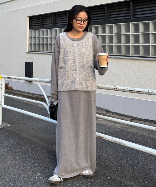 CIAOPANIC TYPY(チャオパニックティピー)の「銀ボタンツイードニットベスト(ベスト・レディース・ブラック/サックスブルー/アイボリー・ONE SIZE)」の13枚目の写真