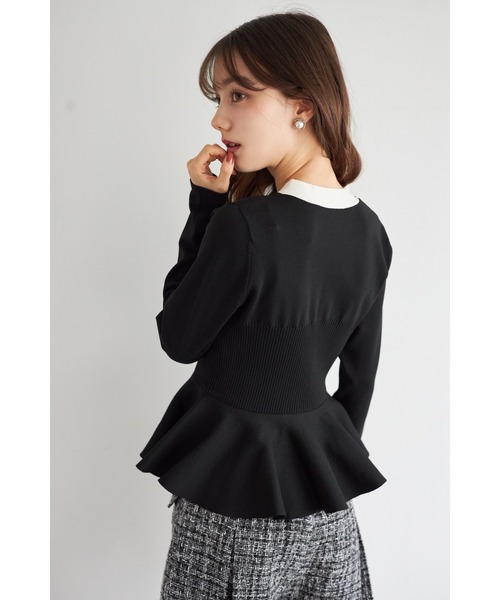 tocco closet(トッコ クローゼット)の「ビジュー釦付きボウタイリボンペプラムニットプルオーバー(ニット/セーター・レディース・ラベンダー/ライトベージュ/ブラック・M)」の9枚目の写真