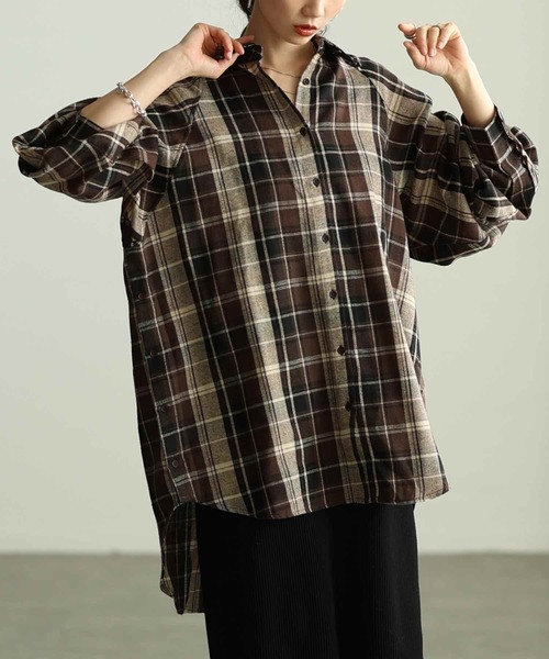 Sawa a la mode(サワアラモード)の「チェック柄シャツチュニック(シャツ/ブラウス・レディース・ブラック/カーキ/ブラウン・FREE)」の2枚目の写真