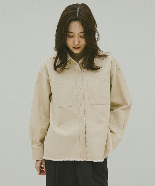 GLOBAL WORK（グローバルワーク）の「GOODデニムカラーシャツ/624975（シャツ/ブラウス・レディース・ピンク/ラベンダー/ベージュ・MEDIUM/LARGE）」の10枚目の写真