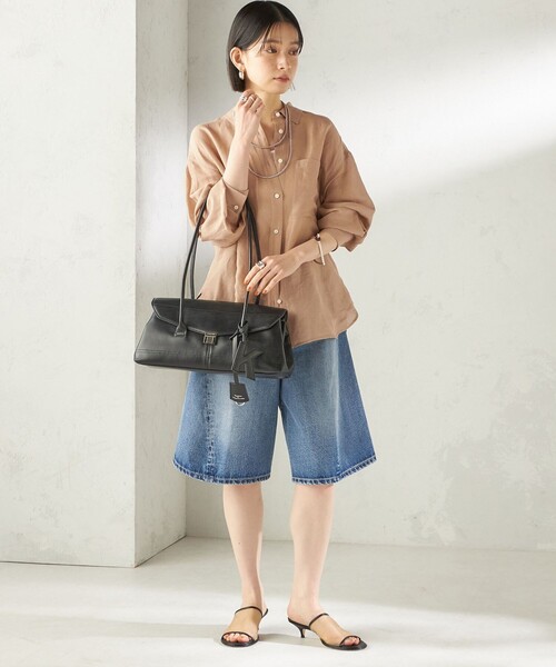 SHIPS(シップス)の「【WEB限定】George Cinq:SHOULDER BAG(L)(ショルダーバッグ・レディース・キャメル/ブラック・ONE SIZE)」の6枚目の写真