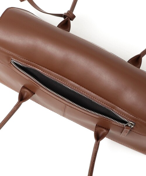 SHIPS(シップス)の「【WEB限定】George Cinq:SHOULDER BAG(L)(ショルダーバッグ・レディース・キャメル/ブラック・ONE SIZE)」の20枚目の写真