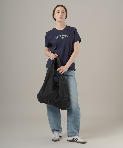 Levi's（リーバイス）の「Levi's/リーバイス エマーソンショルダーバッグ（ショルダーバッグ・レディース・ブラック・OS）」の2枚目の写真