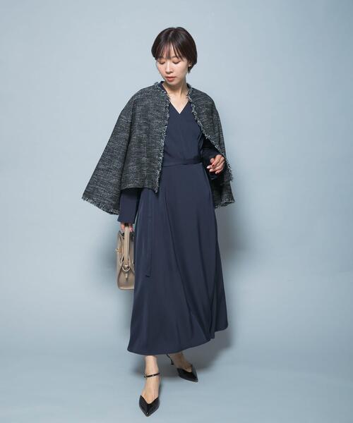 URBAN RESEARCH ROSSO WOMEN（アーバンリサーチ　ロッソ）の「ベルト付カシュクールサテンワンピース（ワンピース・レディース・グレー系その他/ネイビー・FREE）」の20枚目の写真