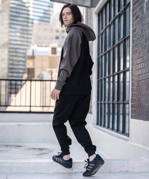CAMBIO(カンビオ)の「mpa4038-Cardboard Knit One Arm Pull Parka パーカー(S63726cmb)(パーカー・メンズ・ブラック/グレー/グレイッシュベージュ/チャコール・S/M/L)」の14枚目の写真