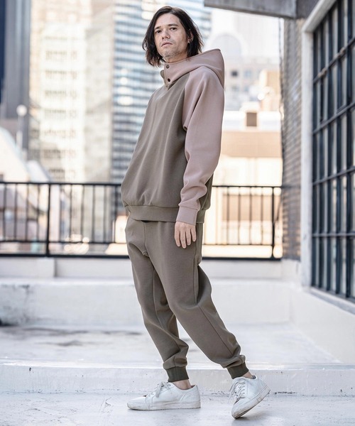 CAMBIO(カンビオ)の「mpa4038-Cardboard Knit One Arm Pull Parka パーカー(S63726cmb)(パーカー・メンズ・ブラック/グレー/グレイッシュベージュ/チャコール・S/M/L)」の18枚目の写真
