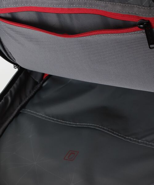AMERICAN TOURISTER(アメリカンツーリスター)の「アメリカンツーリスター ZORK 3.0 バックパック 01 R ブラック(バックパック/リュック・メンズ・ブラック・ONESIZE)」の12枚目の写真