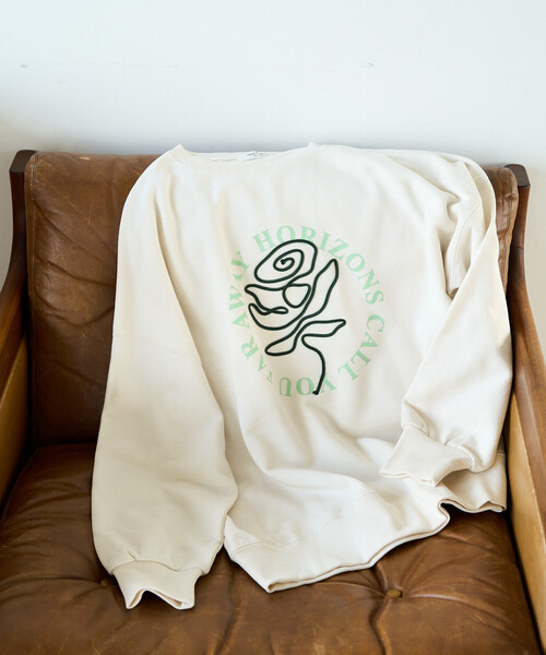 FREAK'S STORE(フリークスストア)の「限定展開 バラ コード刺繍 × サークル ロゴ プリント スウェット(スウェット・レディース・ブルー/スミクロ/ナチュラル/ライトグレー・フリ-)」の6枚目の写真