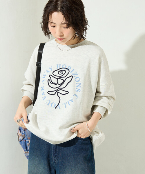 FREAK'S STORE(フリークスストア)の「限定展開 バラ コード刺繍 × サークル ロゴ プリント スウェット(スウェット・レディース・ブルー/スミクロ/ナチュラル/ライトグレー・フリ-)」の10枚目の写真