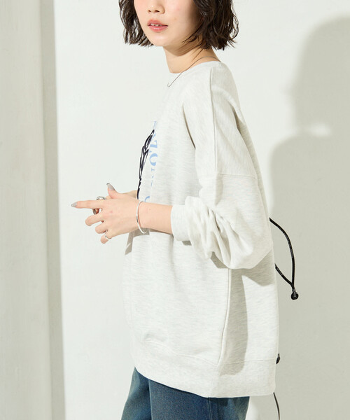 FREAK'S STORE(フリークスストア)の「限定展開 バラ コード刺繍 × サークル ロゴ プリント スウェット(スウェット・レディース・ブルー/スミクロ/ナチュラル/ライトグレー・フリ-)」の13枚目の写真