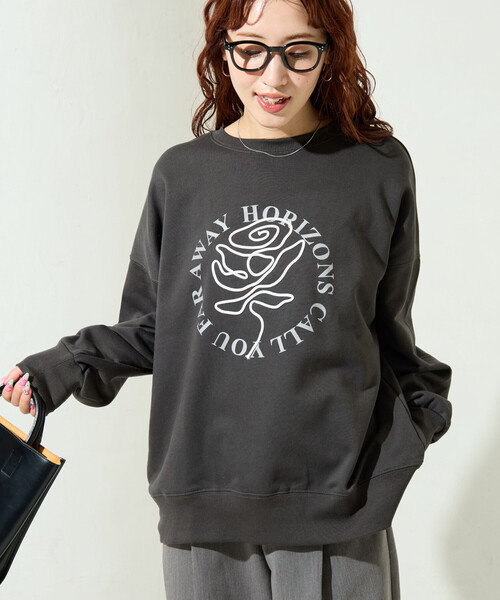 FREAK'S STORE(フリークスストア)の「限定展開 バラ コード刺繍 × サークル ロゴ プリント スウェット(スウェット・レディース・ブルー/スミクロ/ナチュラル/ライトグレー・フリ-)」の18枚目の写真