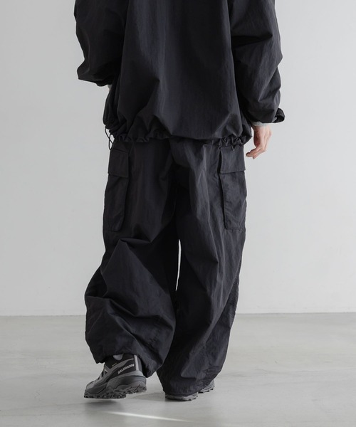 LOWRYS FARM(ローリーズファーム)の「【LFM(U)】ナイロンバルーンカーゴパンツ 645009(カーゴパンツ・メンズ・カーキ/ブラック・LARGE/MEDIUM)」の17枚目の写真