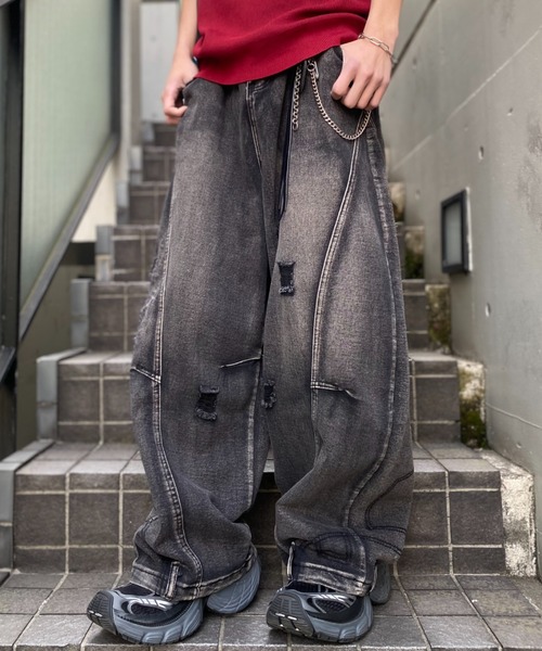 lilful(リルフル)の「【26年春夏新作】ウォッシュ加工 ダメージカーブシルエット バレルレッグ ワイドバギーデニムパンツ(デニムパンツ・メンズ・ブラック・M/L)」の3枚目の写真