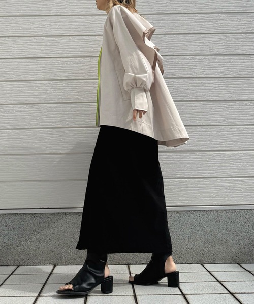 Q（キュー）の「バックテープラインブルゾン（ブルゾン・レディース・ベージュ/ブラック・MEDIUM）」の20枚目の写真