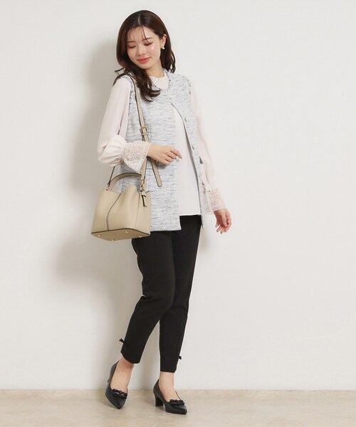 couture brooch（クチュールブローチ）の「2wayレザー調ハンドバッグ（ショルダーバッグ・レディース・ベージュ/チャコールグレー/オフホワイト・00）」の8枚目の写真