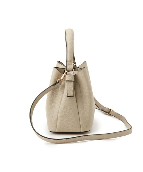 couture brooch（クチュールブローチ）の「2wayレザー調ハンドバッグ（ショルダーバッグ・レディース・ベージュ/チャコールグレー/オフホワイト・00）」の12枚目の写真