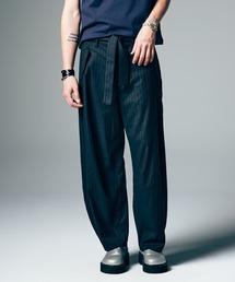 glamb（グラム）の「Barrel Belt Slacks / バレルベルトスラックス（スラックス）」