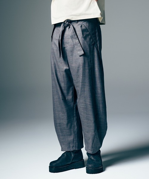 glamb(グラム)の「Barrel Belt Slacks / バレルベルトスラックス(スラックス・メンズ・ブラウン/ブラック/グレー・S/M/L)」の22枚目の写真