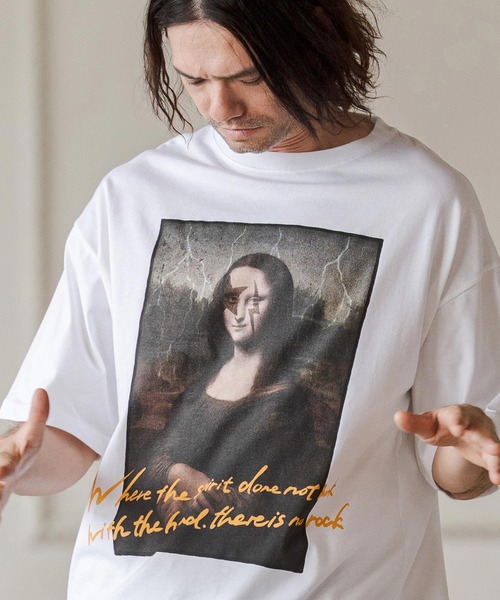 CAMBIO(カンビオ)の「mt10263- ビッグシルエットプリントT(Mona Lisa) Tシャツ(CASD-169)(Tシャツ/カットソー・メンズ・ホワイト/セージグリーン/サンドベージュ・XL/L/M/S)」の2枚目の写真