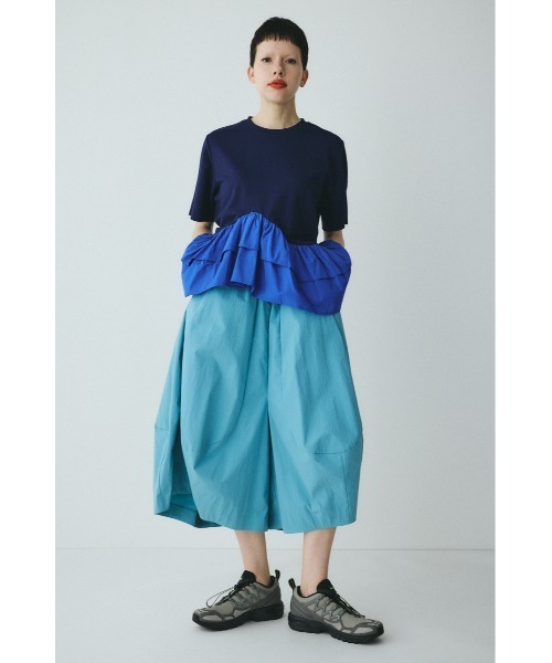 HeRIN.CYE(ヘリンドットサイ)の「Frill hem ponte tops フリルヘムポンチトップス(Tシャツ/カットソー・レディース・ネイビー/ブラック/ホワイト・FREE)」の10枚目の写真