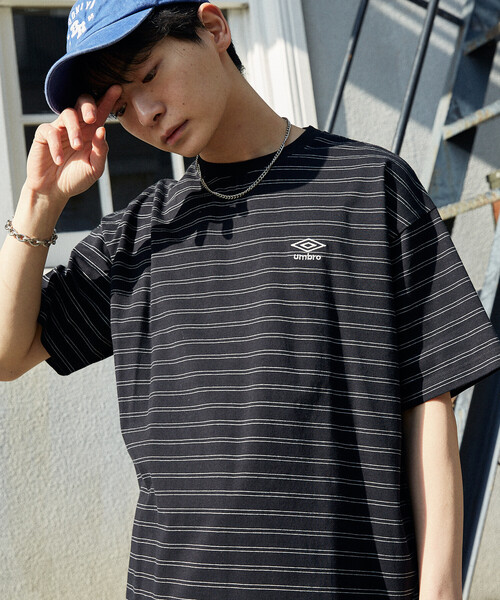 UMBRO（アンブロ）の「UMBRO × PUBLUX/アンブロ ＜吸水速乾＞別注　ワンポイント ロゴ ボーダー Tシャツ　限定展開（Tシャツ/カットソー・メンズ・ブラック/ネイビー/ライトグレー/ホワイト・LARGE/MEDIUM）」の6枚目の写真