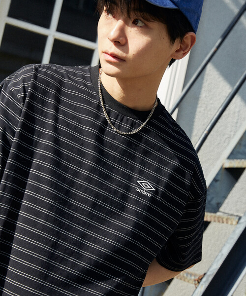 UMBRO（アンブロ）の「UMBRO × PUBLUX/アンブロ ＜吸水速乾＞別注　ワンポイント ロゴ ボーダー Tシャツ　限定展開（Tシャツ/カットソー・メンズ・ブラック/ネイビー/ライトグレー/ホワイト・LARGE/MEDIUM）」の7枚目の写真