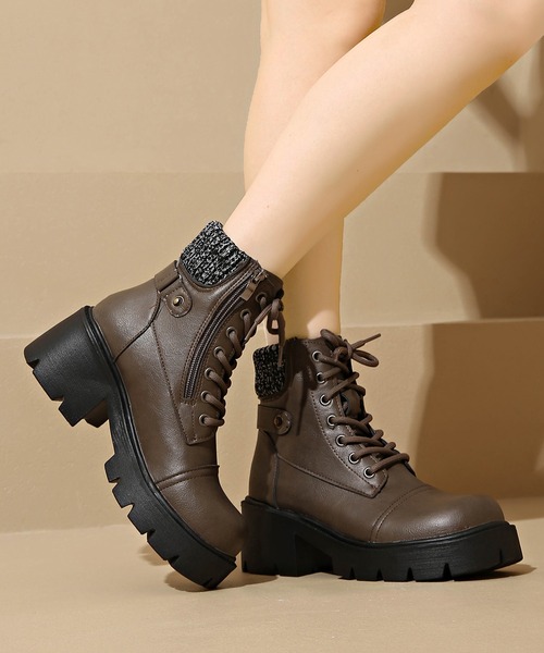 Lace Ladies（レースレディース）の「レザー調 レースアップ コンビ ワーク ブーツ（ブーツ・レディース・グレー・23cm/23.5cm/24cm/24.5cm/25cm/22.5cm）」の4枚目の写真