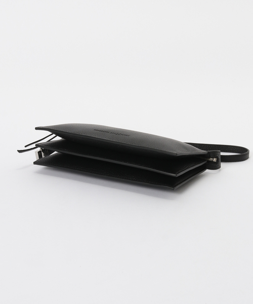 CALMER（カルメール）の「BENEDETTA BRUZZICHES レクタングルショルダーBag（クラッチバッグ・レディース・ブラック・FREE）」の4枚目の写真