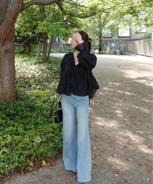unnu(ユヌ)の「ラッフルフリルブラウス(シャツ/ブラウス・レディース・ホワイト/ブラック・F)」の9枚目の写真