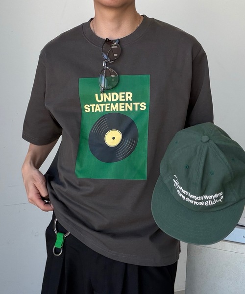 UNDERSTATEMENTs(アンダーステイトメント)の「【ユニセックス】アソートレトロシティプリントTシャツ/グラフィックデザイン(Tシャツ/カットソー・メンズ・グレー系その他/ブラック系その他2/ブラック/ブルー/チャコールグレー/ブラック系その他3/ブラック系その他/ホワイト系その他2/レッド/ホワイト系その他3/ホワイト系その他/ホワイト/ネイビー/ホワイト系その他5/ホワイト系その他6/ホワイト系その他7/ホワイト系その他4/ホワイト系/ホワイト系1/ホワイト系2・LARGE/MEDIUM)」の16枚目の写真
