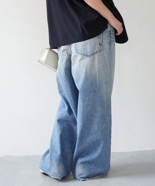 Deuxieme Classe(ドゥーズィエムクラス)の「【COTTON CITIZEN/コットンシチズン】THE BAGGY JEAN(その他パンツ・レディース・ブルー・25/24/23/26)」の22枚目の写真