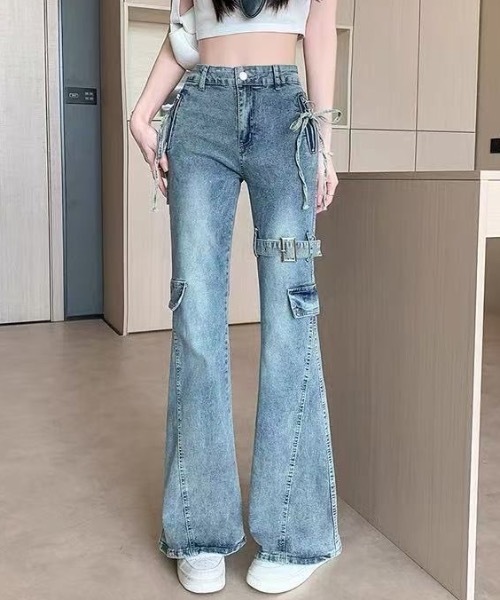 Teem Store(チームストア)の「サイドリボンポケット付きストレッチフレアスキニーデニムパンツ(デニムパンツ・レディース・ブルー・L/M)」の1枚目の写真