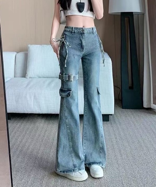 Teem Store(チームストア)の「サイドリボンポケット付きストレッチフレアスキニーデニムパンツ(デニムパンツ・レディース・ブルー・L/M)」の2枚目の写真