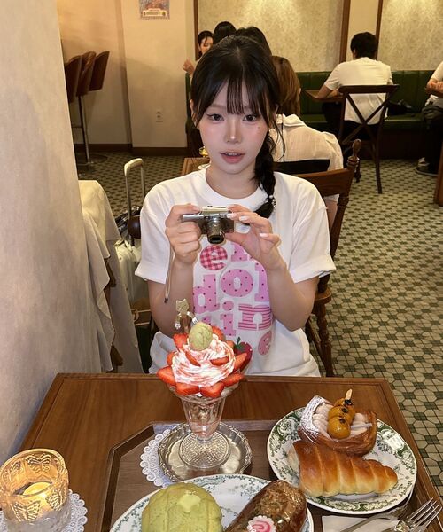 GRAVER（グレーバー）の「[ユニセックス]ベリーEND OF TIME半袖Tシャツ_3カラー（Tシャツ/カットソー・レディース・ブラック/ホワイト/ライトグレー/イエロー/スカイブルー・SMALL/MEDIUM/LARGE/X-LARGE/X-SMALL）」の10枚目の写真