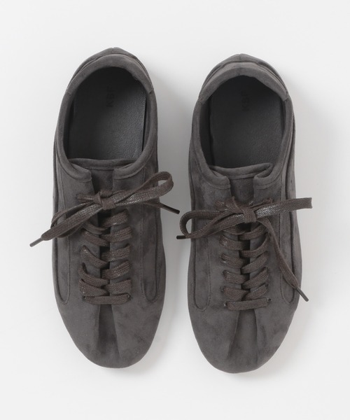 KBF（ケイビーエフ）の「タンデザインスニーカー（スニーカー・レディース・チャコールグレー/ライトベージュ・36/38/37）」の17枚目の写真