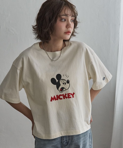 notch.(ノッチ)の「DISCUS ATHLETIC ディスカスアスレチック×Disney ディズニー Mickey ミッキーマウス Tシャツ(Tシャツ/カットソー・レディース・その他2/その他1/アイボリー/ブラック/ホワイト/オフホワイト/チャコール/ダークグレー・M/L)」の3枚目の写真