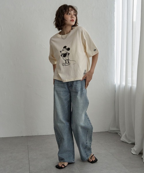 notch.(ノッチ)の「DISCUS ATHLETIC ディスカスアスレチック×Disney ディズニー Mickey ミッキーマウス Tシャツ(Tシャツ/カットソー・レディース・その他2/その他1/アイボリー/ブラック/ホワイト/オフホワイト/チャコール/ダークグレー・M/L)」の13枚目の写真