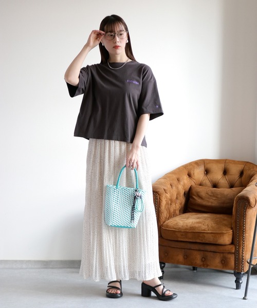 cepo(セポ)の「【CONVERSE】CVハイカットシューズプリント ショートスリーブTee(Tシャツ/カットソー・レディース・ブラック/パープル/オートミール・M)」の13枚目の写真