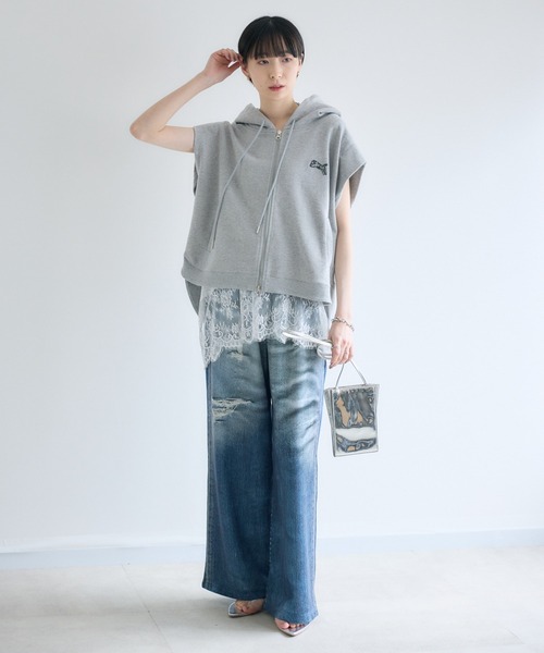 Paradise Picnic(パラダイスピクニック)の「TRANOI. ラウンドフーディベスト(ベスト・レディース・ホワイト/ブラック/グレー・FREE)」の21枚目の写真