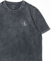 Calvin Klein（カルバン・クライン）の「Calvin Klein カルバンクライン ACID WASH MONOGRAM GRAPHIC TEE ヴィンテージ加工 アシッドウォッシュ 半袖Tシャツ（Tシャツ/カットソー）」