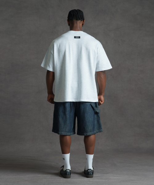 PHERMENON(フェルメノン)の「オーバーサイズウェルネス半袖Tシャツ - ホワイトメランジ(Tシャツ/カットソー・メンズ・ライトグレー・1/2)」の4枚目の写真
