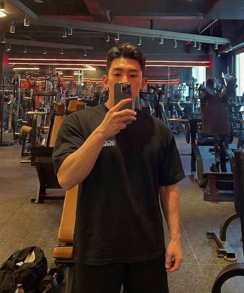 PHERMENON(フェルメノン)の「オーバーサイズウェルネス半袖Tシャツ - ホワイトメランジ(Tシャツ/カットソー・メンズ・ライトグレー・1/2)」の14枚目の写真